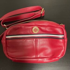 Tommy Hilfiger Red Shoulder Bag
